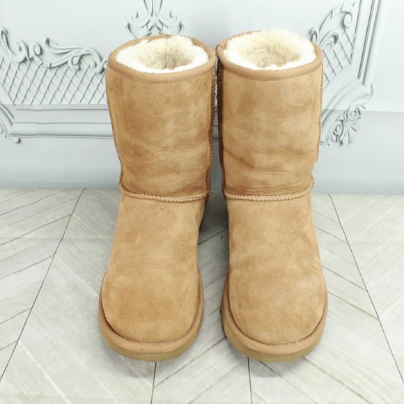 UGG Classic Short II Chestnut Suede Shearling Lined Winter Boots Size 8 - Picture 5 of 9